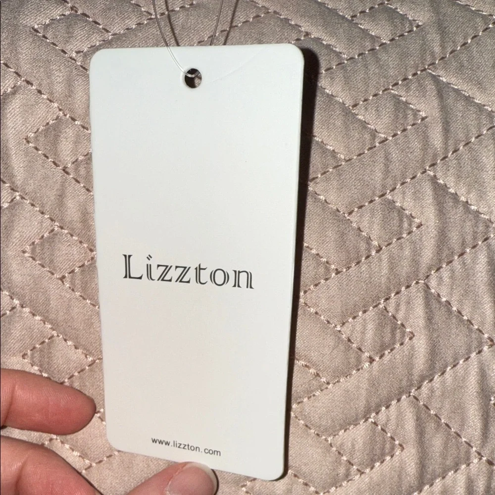 Lizzton Quilted Travel Hanging Cosmetic Organizer